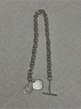 Tiffany & Co. RTT new  Heart Toggle Necklace